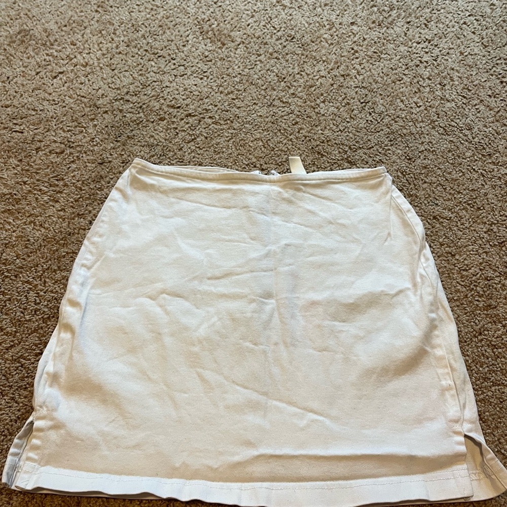 Lucy White Mini Golf Skirt